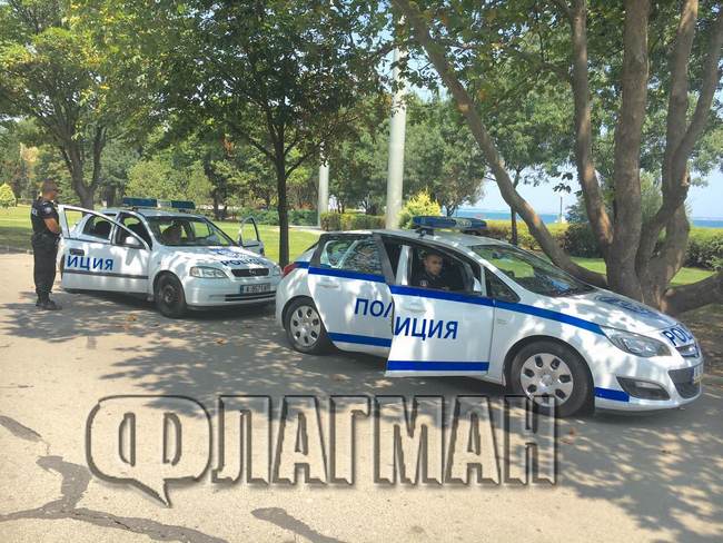 Полицията съветва жителите на "Лазур": Изтеглете колите си от комплекса, ултрасите може да ги потрошат