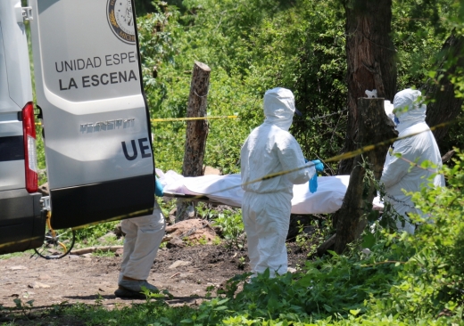 Кървава баня в Мексико! 16 души загинаха при две масови убийства
