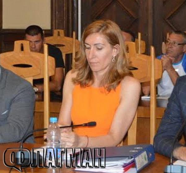 Министър Ангелкова: Утре ще направим внезапна проверка на плажа до сарая на Доган