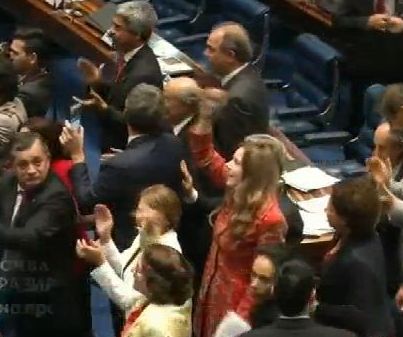 Взрив в Сао Пауло, сенаторите решават съдбата на Дилма Русеф