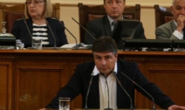 Костадин Марков към правителството: Закрийте проектната компания за „Бургас – Александруполис” – хората са в напрежение!