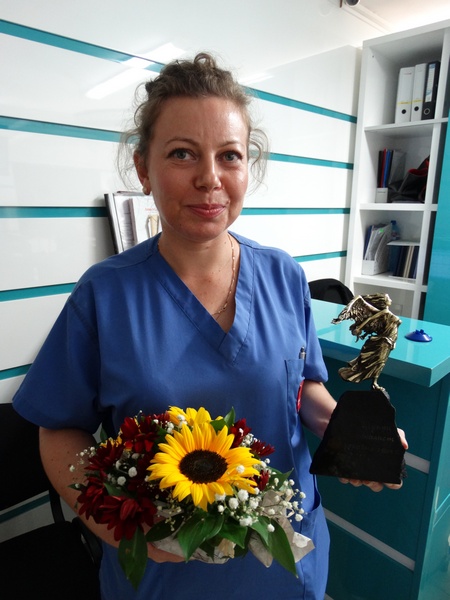 Медицинската сестра Зекие Шукри е тазгодишният носител на наградата „Света София”