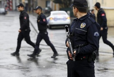 Нов атентат в Турция! Полицай стана на парчета