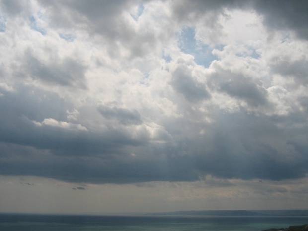 НИМХ: Над Черноморието днес ще е облачно, а на места мъгливо