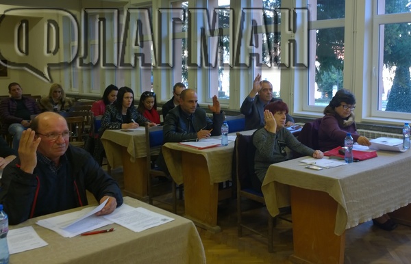 Общинските съветници в Малко Търново се оляха, забраниха на бизнесмен да строи параклис в с. Младежко