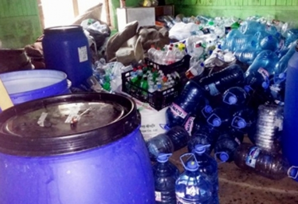 Vnimanie Otroven Alkohol Zaliva Pazara Za Praznicite