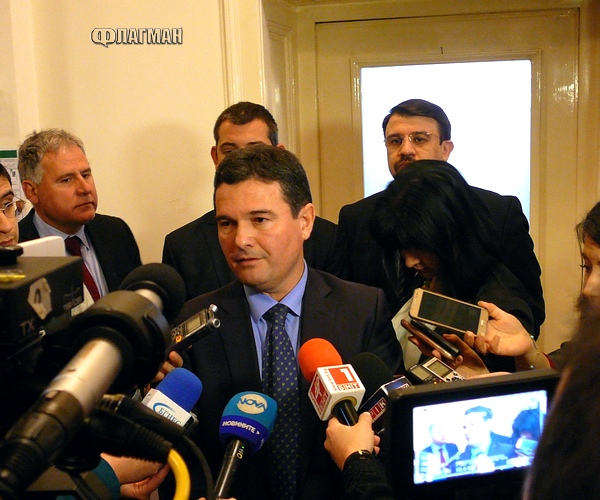 Зеленогорски поиска новият президент да свика КСНС, преди да закрие парламента