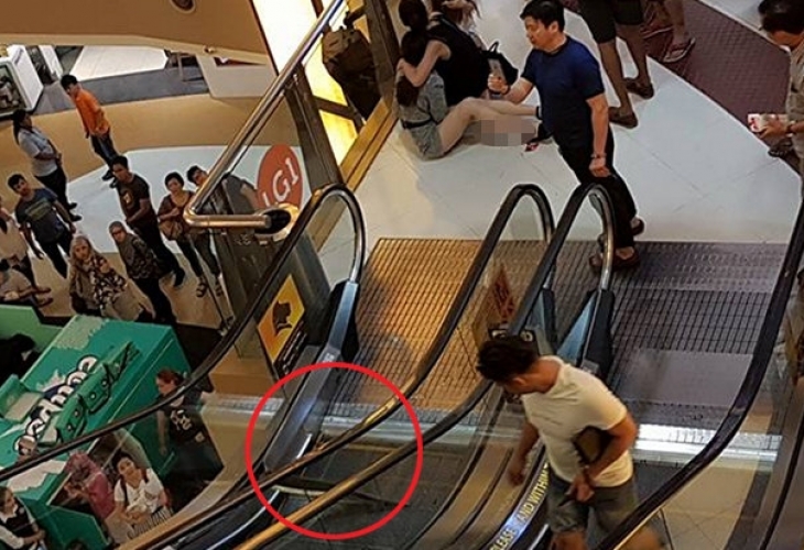 Шок! Ескалатор отхапа крак на посетителка на мол (ВИДЕО)