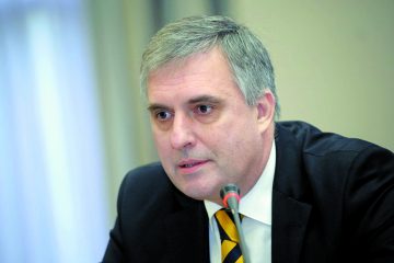Ивайло Калфин е назначен за специален съветник на Гюнтер Йотингер