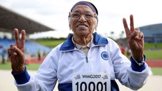 101-годишна баба пробяга 100 м за малко над минута