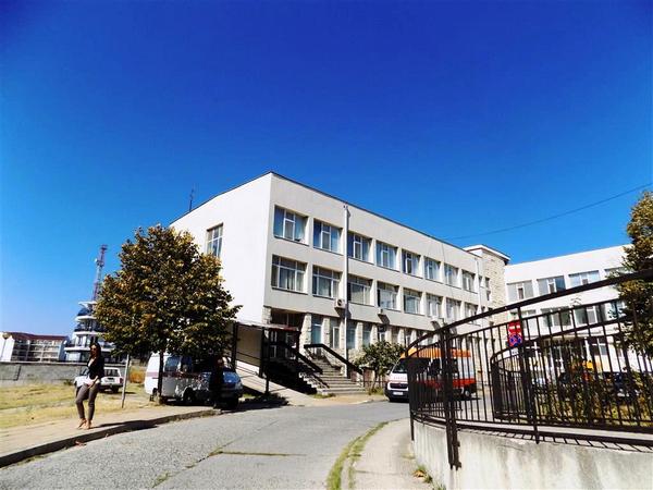 Заповед на РЗОК-Бургас дискриминира общинската болница в Поморие