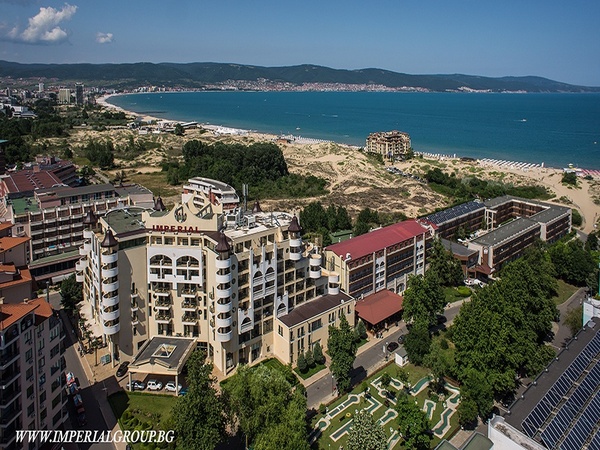 Валери Симеонов праща тройна проверка на хотелите на Елена Иванова в Слънчев бряг