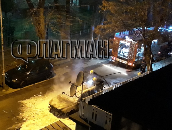 Свидетел на палежа в жк "Лазур" пред Флагман.бг: Първо горя асфалтът под колата, после обхвана и нея