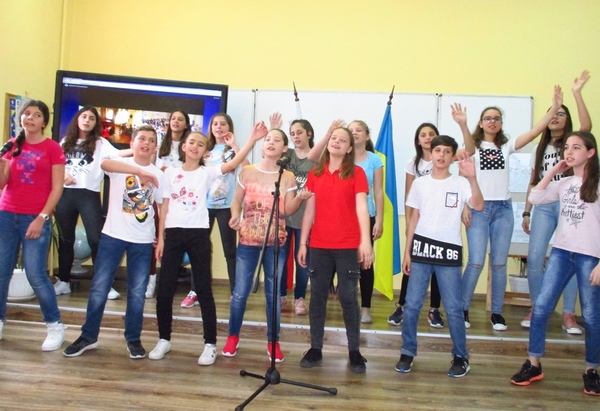 Телемост свърза млади таланти от градовете Бургас и Николаев