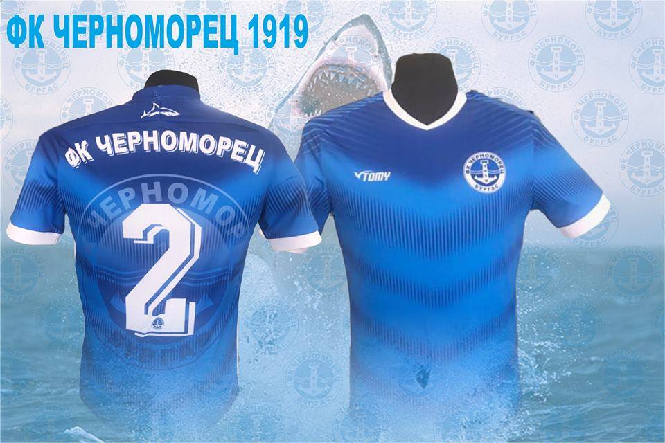 ФК Черноморец 1919 показа официалните екипи за Трета лига