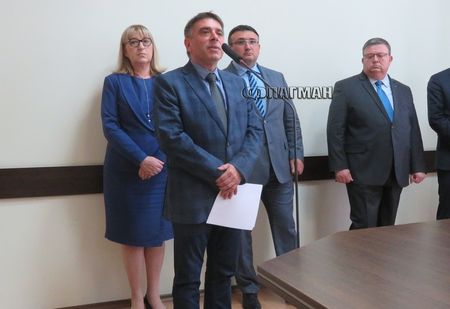 „Добър министър” ли ще е Данаил Кирилов или ще е „предан на корупционния ред” – първи политически коментари
