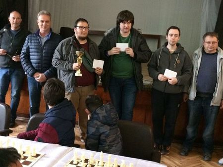 Живеещ в Бургас руски международен майстор спечели шахматния турнир в памет на Иван Шопов