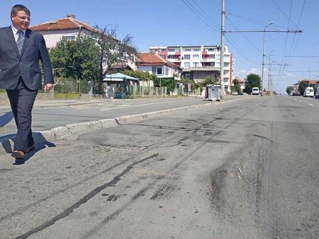 Съветник от БСП зове Община Бургас да разреши два големи проблема