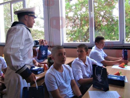 Търсят учител от Бургас по „корабен английски“ за Морското училище