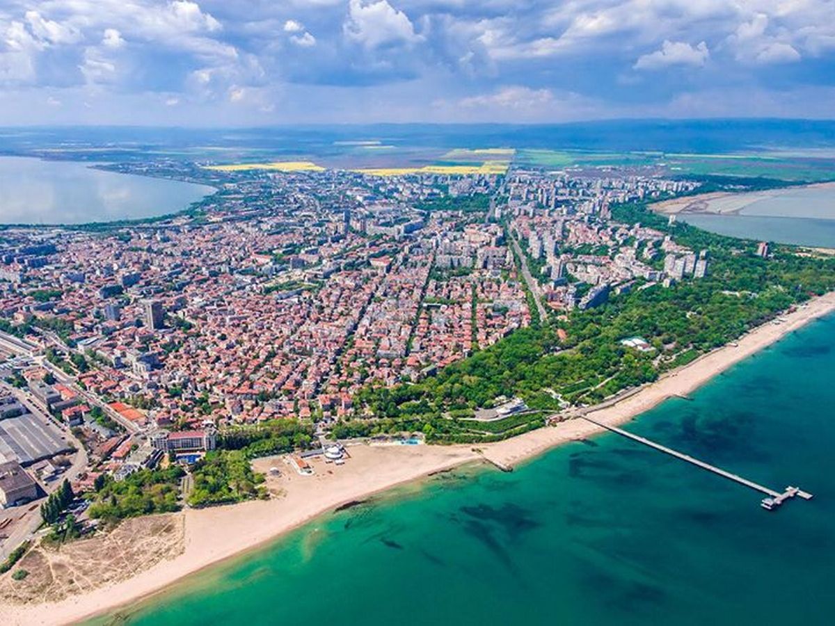 Nad 3 Hil Dushi Sa Zamenili Moreto Za Drugi Gradove Izvn Oblast Burgas Sofiyanci Naj Golemi