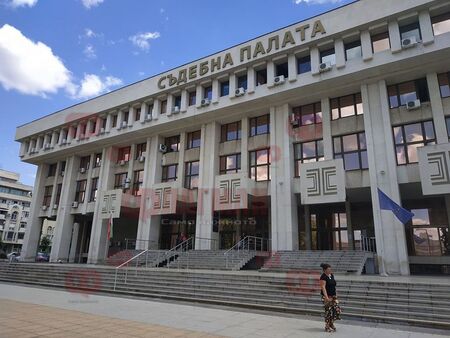 Районният съд в Бургас работи за гражданите при засилени мерки за сигурност