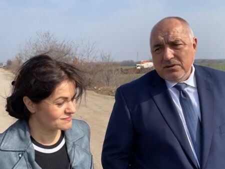 Борисов издига изгонена от партията на Слави за водач на листа