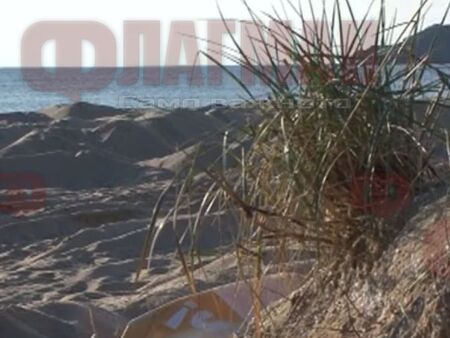 Разрушени ли са дюните на разорания плаж край Созопол