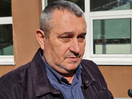 Д-р Георги Паздеров: Бургас е на границата между жълтата и червената зона по заболеваемост
