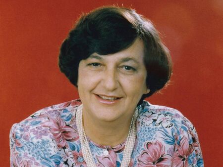 Почина Нора Ананиева – една от емблемите на БСП през 90-те