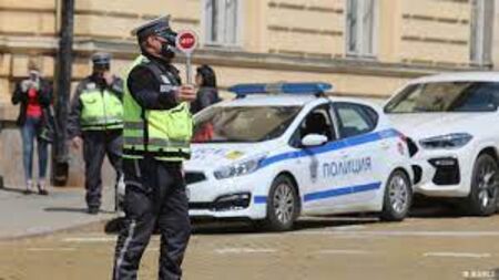 Допълнителни полицейски екипи ще контролират трафика в столицата