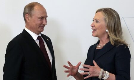 Хилари Клинтън: Путин има почти месианска вяра в себе си