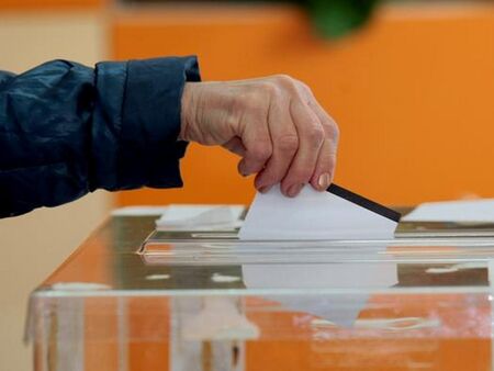 Българите гласуват в 61 страни, две секции ще има в Русия