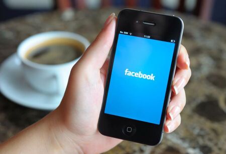 Проучване: Все повече тийнейджъри се отказват от Facebook