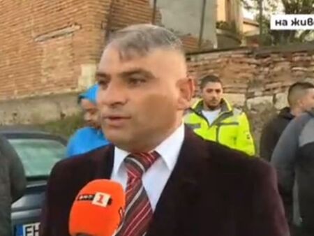Напрежение в Буковлък заради разпит на кмета за раздаване на дърва срещу гласове за партия