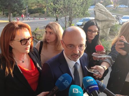 Здравният министър: Заради липсата на кадри, има болници у нас, които са в по-тежко състояние и от УМБАЛ-Бургас