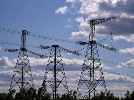 Украйна за първи път внесе електроенергия от Европа