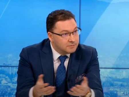 Даниел Митов: Вторият мандат е обречен, „Продължаваме промяната“ искат избори