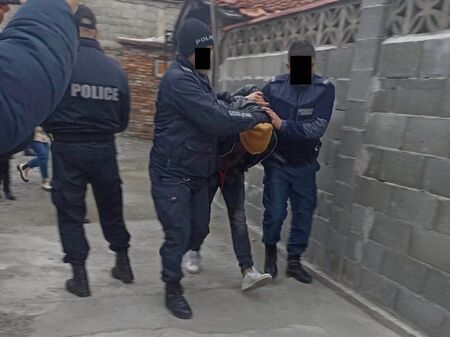 Четири групи за крупни кражби неутрализирани в Бургаско