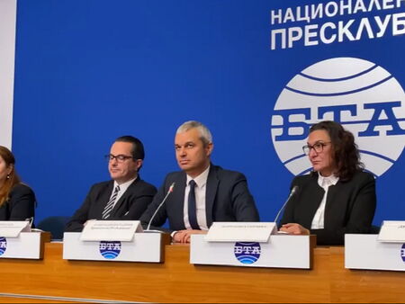 Българските депутати вече са 37, но това не ни задоволява, обяви Костадинов и поиска нови избори