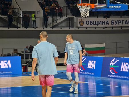 Първа спортна победа на „Арената“ записа баскетболният „Черноморец-Бургас“