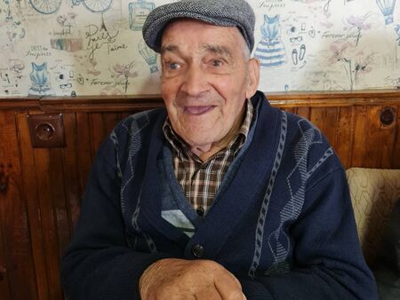Дядо Жечо от сунгурларското с. Подвис отпразнува своя 100-годишен юбилей