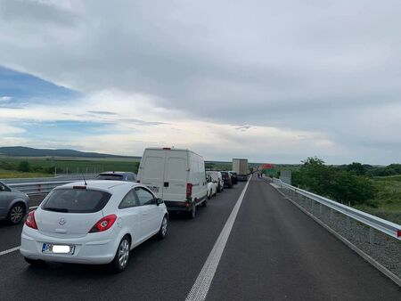 Тежка катастрофа блокира напълно АМ „Тракия“ на 100 километра от София в посока Бургас