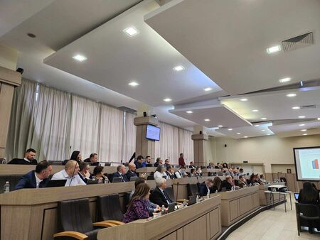 Местният парламент единодушен в декларация! Бургас е най-подходящият град у нас за изграждането на Протонен център