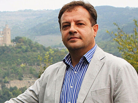 Този български кмет зарадва учениците, удължи им ваканцията с още два дни