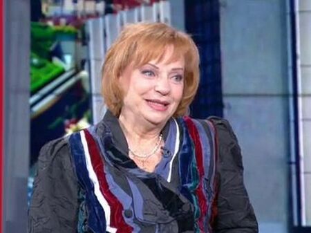 Съпругата на Пламен Бобоков блесна в галерията на Ники Младжов (СНИМКИ)