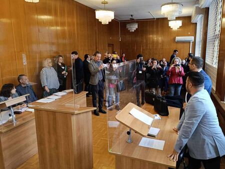 Върховният административен съд с извънредно решение, няма да касира изборите в Бургас