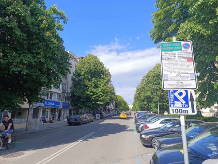 Защо синята зона от ул. „Ген. Гурко“ до бул.“Булаир“ позеленя (ВИДЕО)