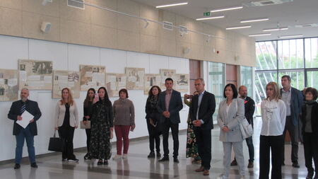 Педагозите от Университет „Проф. д-р Асен Златаров“  отдадоха почит  на първите бургаски учители  с оригинална  фотоизложба