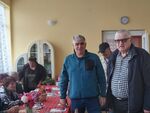 Инж. Петър Кънев направи дарение от книги за библиотеката на местния пенсионерки клуб