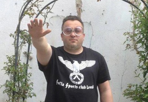 Георги Енев прави нацистки жест